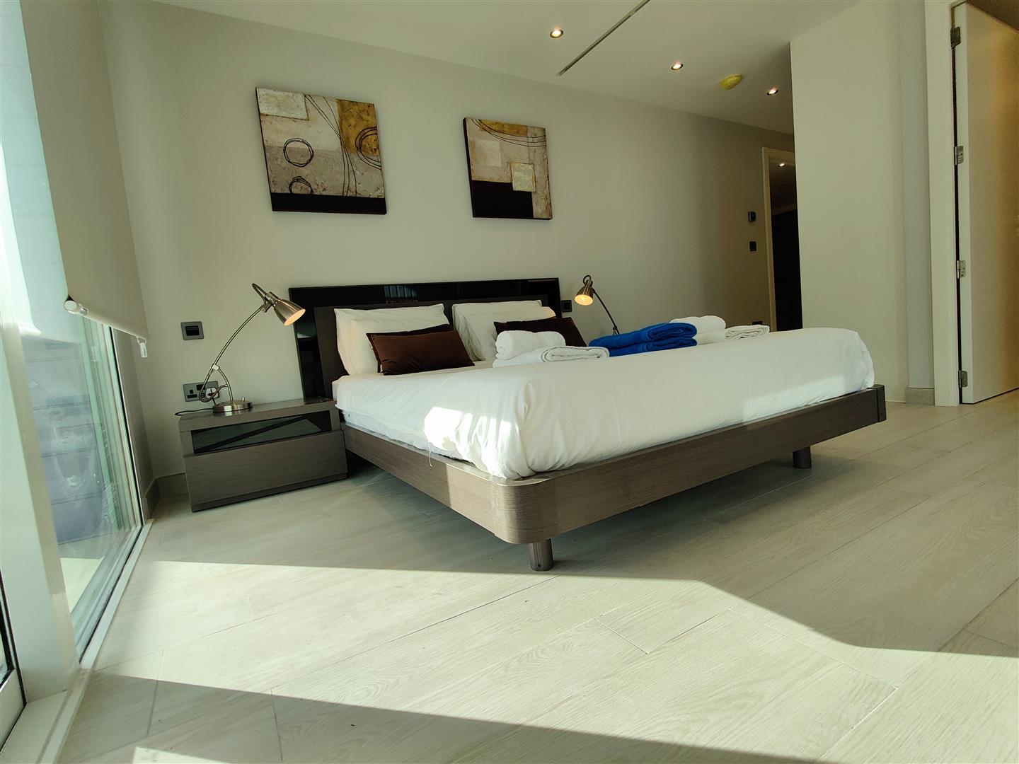 Image of Apartment - 2 Bedrooms - 2 Bathrooms for Sale in Marina Club-Gibraltar, Image 22